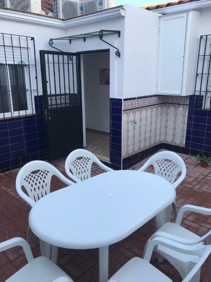 Casa Patio Ribera De Cordoba Villa Bagian luar foto